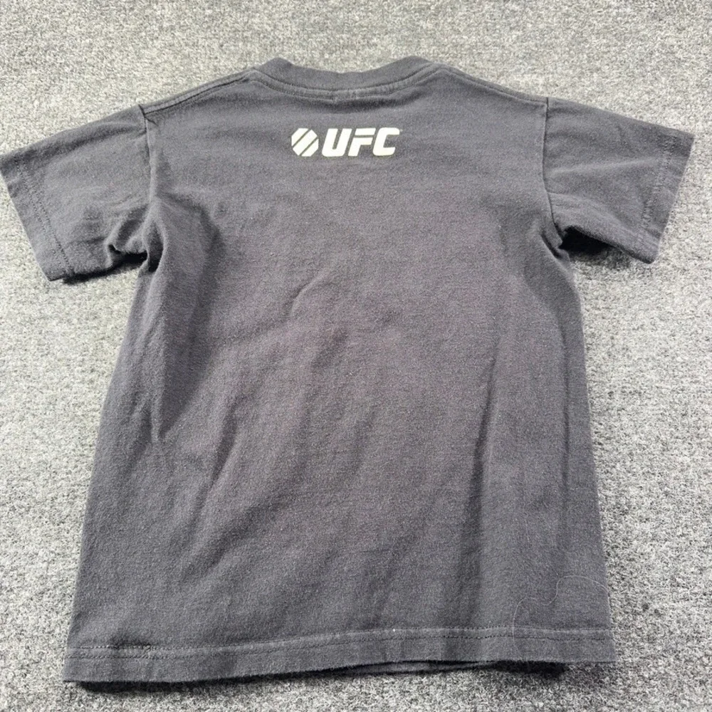 UFC Kids T-Shirt Black Graphic MMA Octagon Y2K Delta Pro Weight VTG Youth Small